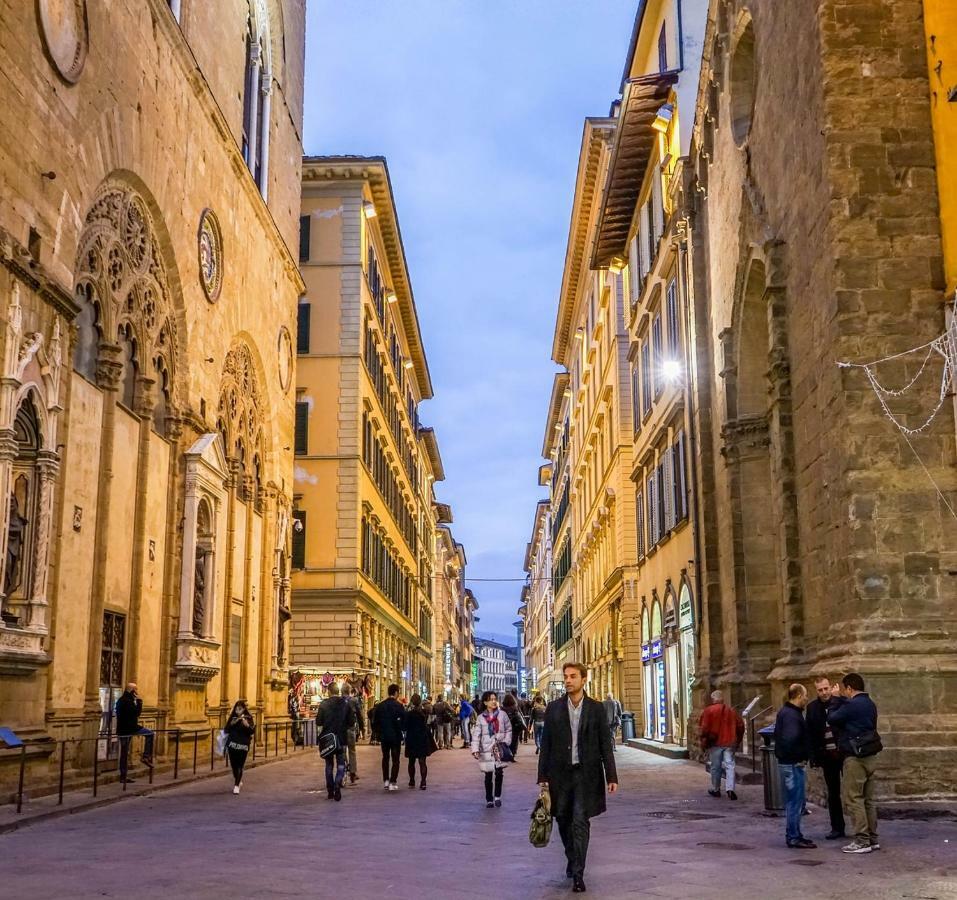 Lacasadicavour Duomo Apt ฟลอเรนซ์ ภายนอก รูปภาพ